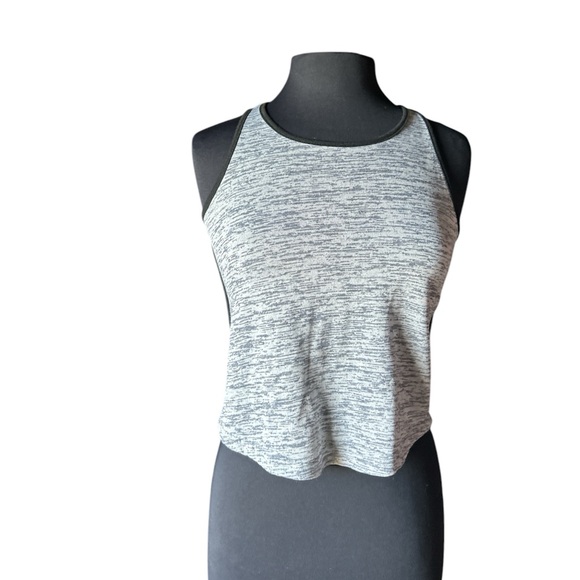 Cropped Razor Back Top - Picture 1 of 3